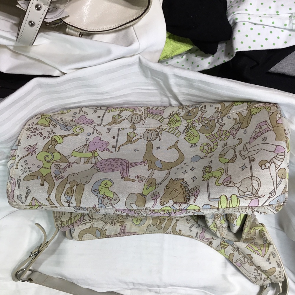 Piero Guidi shoulder purse, lightweight fabric, telephone pocket, 12x10x4.5” - Picture 3 of 9